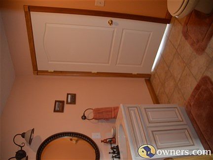 1/2 bath on main floor  6.5' x 7