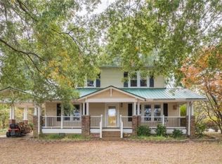 4432 E Old Us Highway 421, Yadkinville, NC 27055