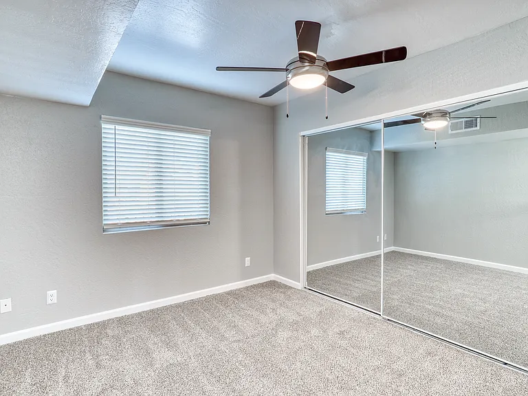 Senara Apartments — Photo 29