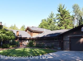 1447 E River Rd, Traverse City, MI 49696