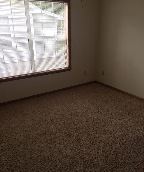 2308A Pineview Dr — Photo 5