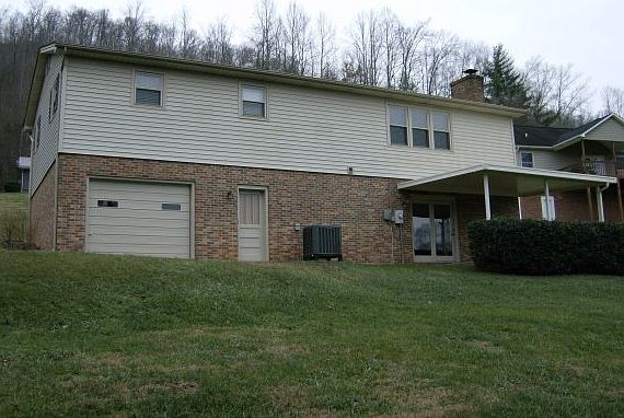 5th image of 354 Woodhurst Dr
