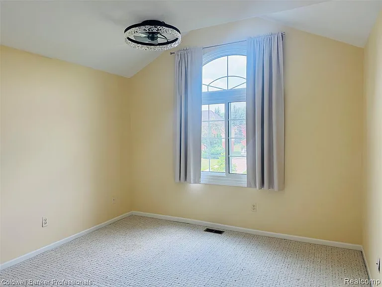 171 Millstone Dr — Photo 25