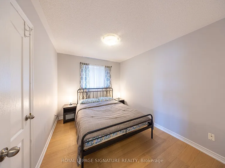 2299 Yorktown Cir — Photo 28