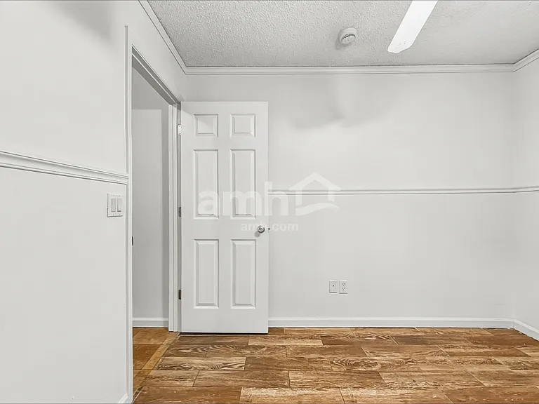 577 W Lady Lake Rd — Photo 14