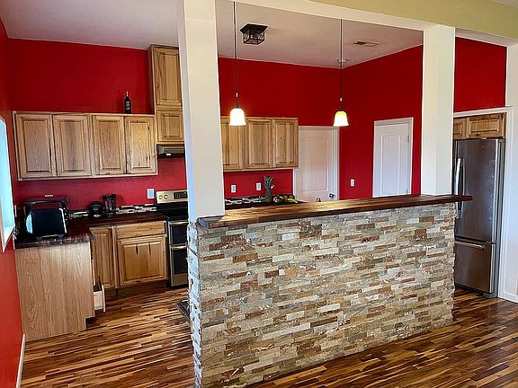 3rd image of 129601 W Swain Rd