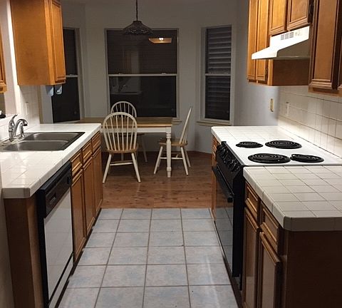 5th image of 4706 Willowick Dr