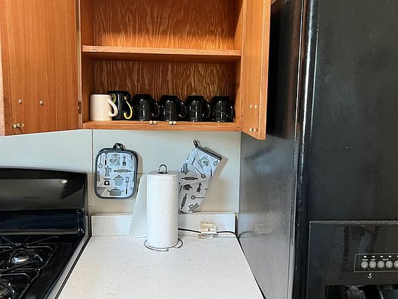 4th image of 502 N Buckeye St #1402