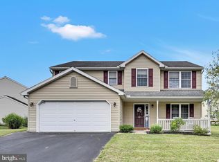 141 Creek View Dr #L-0212, Jonestown, PA 17038