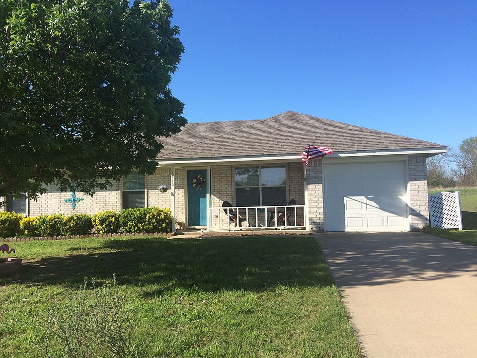 1st image of 1410 Lynnwood Dr