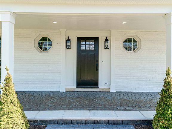 2nd image of 707 Brierhill Rd
