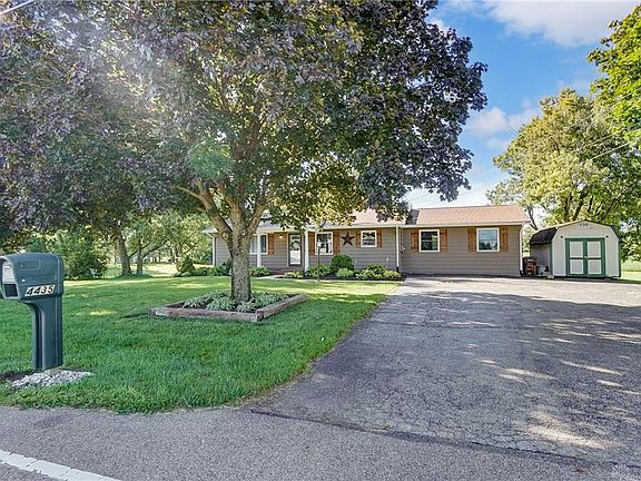 4th image of 4435 New Carlisle Pike