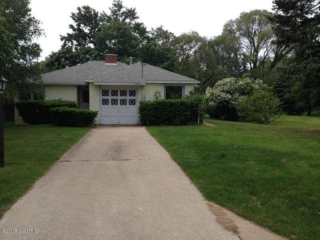 1st image of 755 Churchill Dr