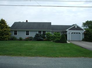 83 Breakwater Rd, South Kingstown, RI 02879