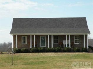341 Freeland Rd, Portland, TN 37148