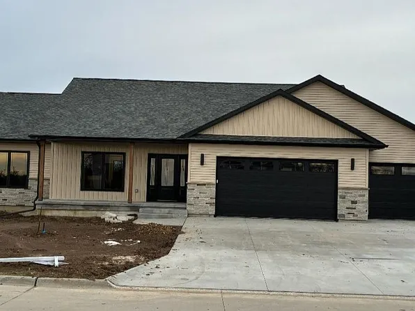 505 Sunset Dr, New London, IA 52645