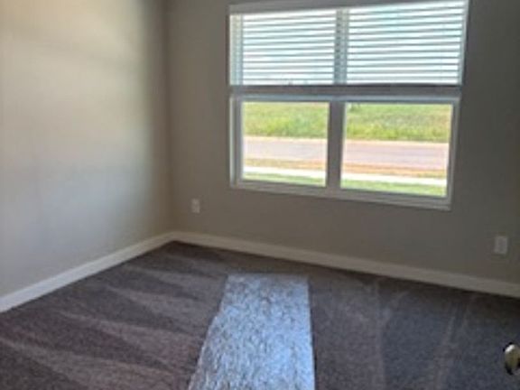 5th image of 2308 SE 92nd Ter