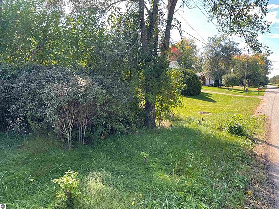 2nd image of 0 E Bellevue Dr