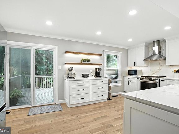 5th image of 6586 Morning Meadow Dr