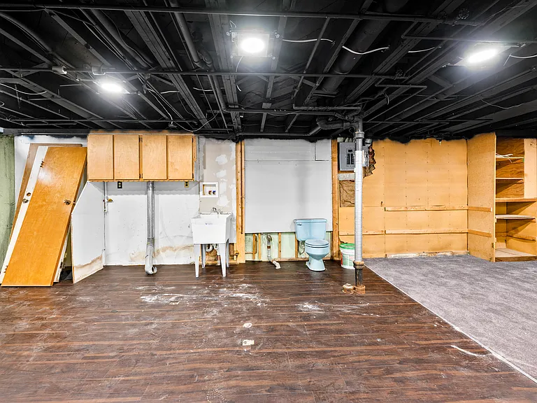 4020 Wall Ave — Photo 33
