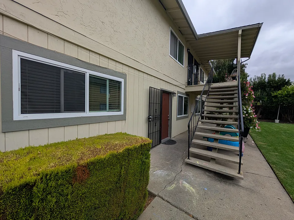7530 Rogers Ln #2