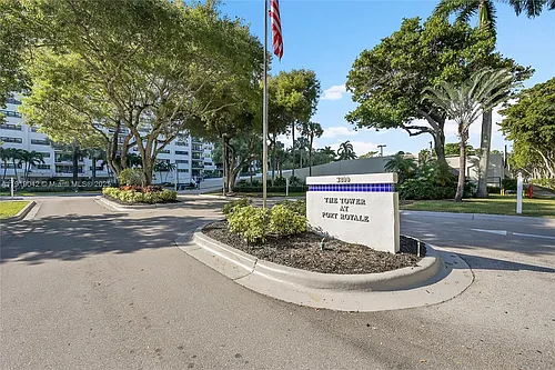 3200 N Port Royale Dr N #1009 Photo 1