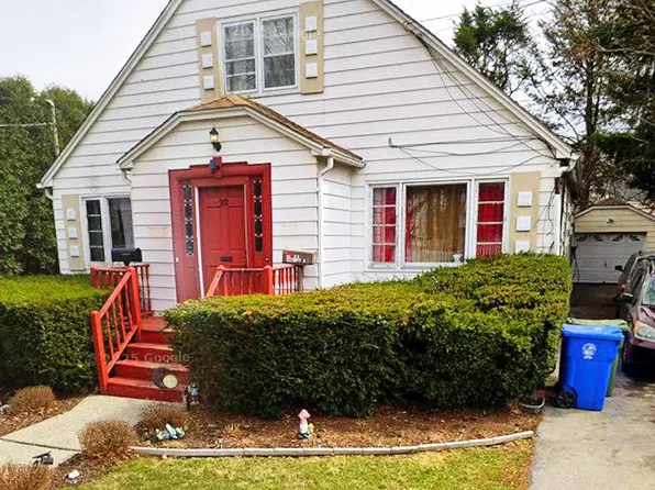 22 Sunnyside Ave, Middletown, NY 10940