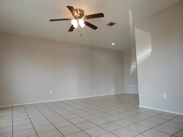 921 Quetzal St #1 — Photo 12