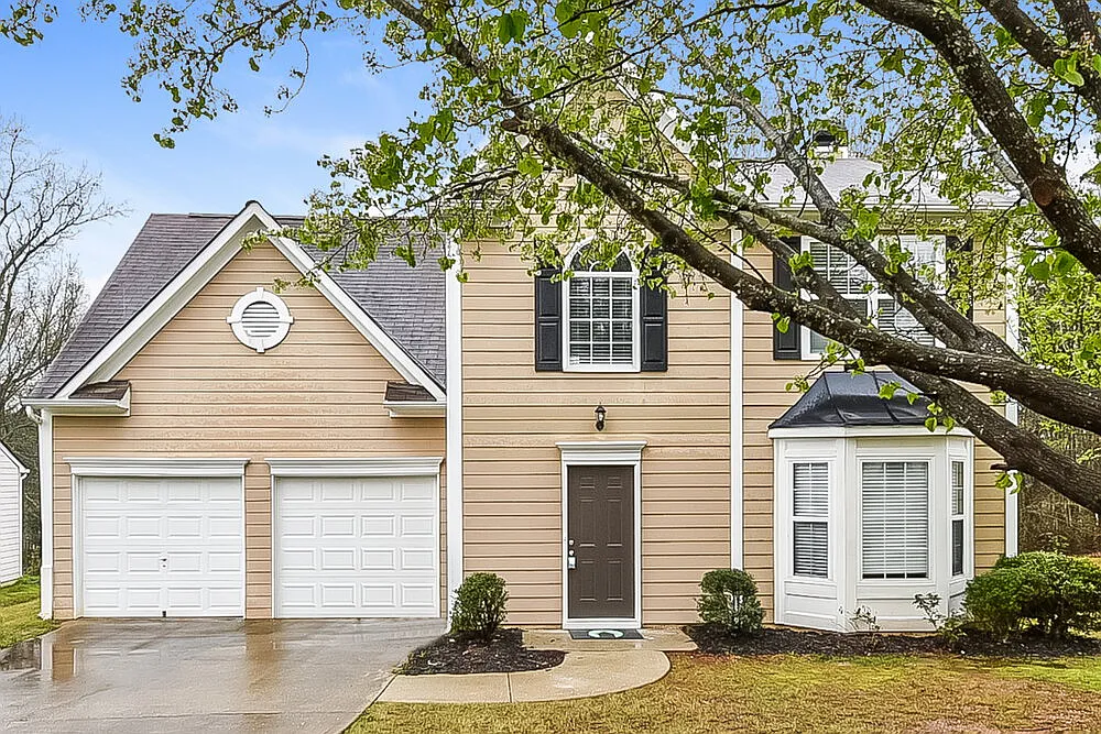 3 bed, 2.5 bath, 1980 sqft, $2,290 — Photo 1