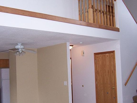 3rd image of 3171 NE 13th Pl