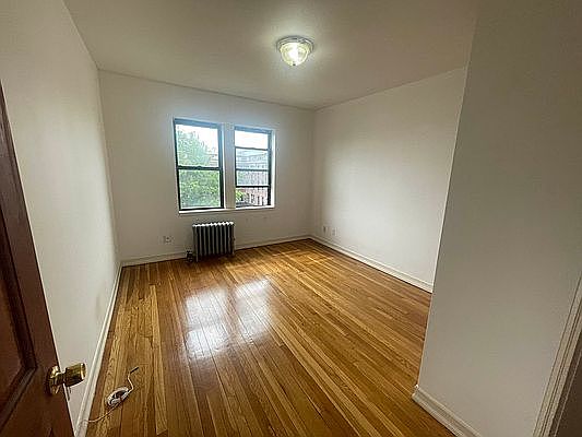 3rd image of 29-21 21st Ave #D6