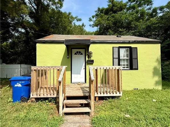 47 Pollux Cir E, Portsmouth, VA 23701