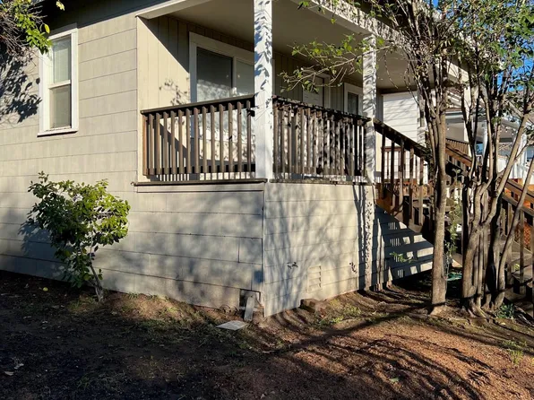 110 Roseville St, Roseville, CA 95678