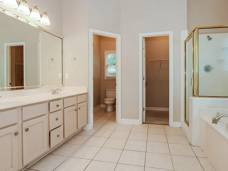 8895 Linell Cv — Photo 10