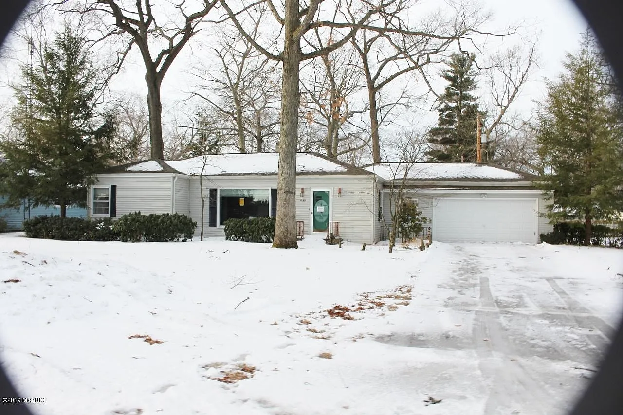 3929 Highgate Rd photo 1