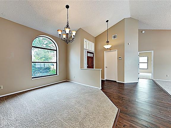 3rd image of 12967 Broakfield Cir