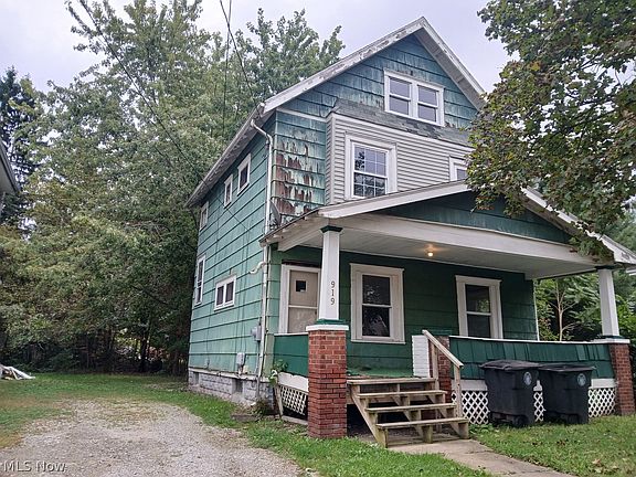 2nd image of 919 Peerless Ave