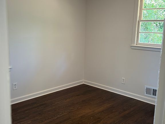 5th image of 2542 Tyler Way