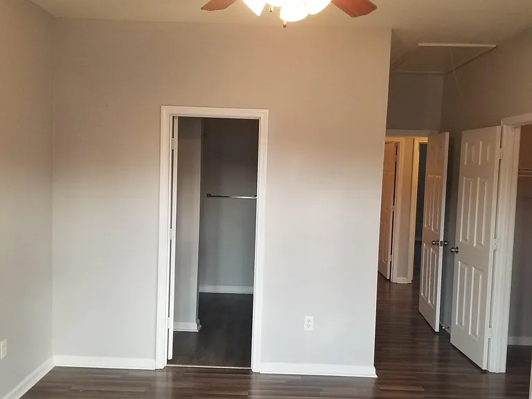 584 Governor Treutlen Cir — Photo 12