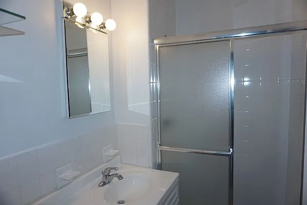 Rented by OOAKB&F INC | media 23