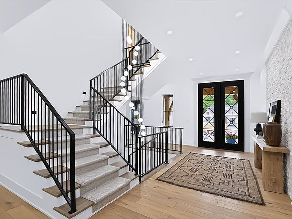 2nd image of 1589 Chatham Ridge Ct