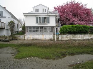 259 Riverside St, Portsmouth, RI 02871