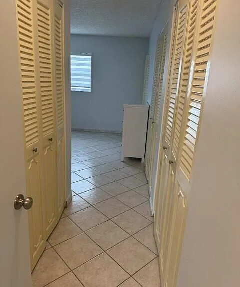 315 SE 11th Ter #203 — Photo 8