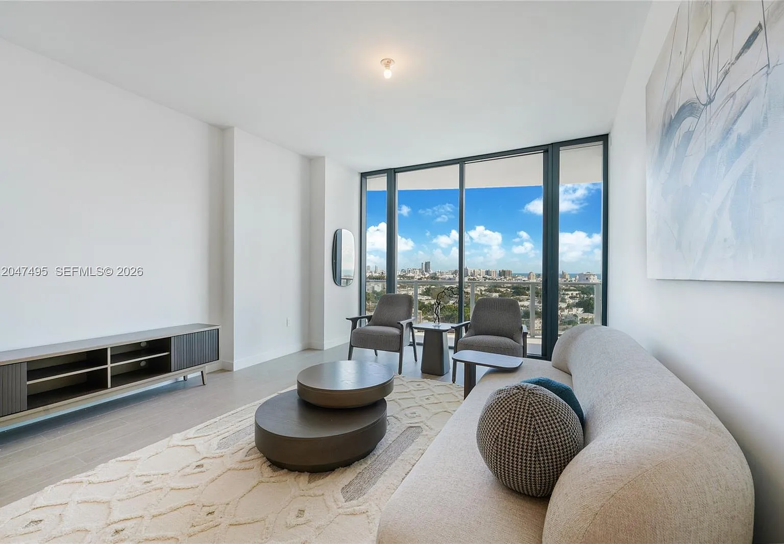 Park Residences Condo — Photo 4