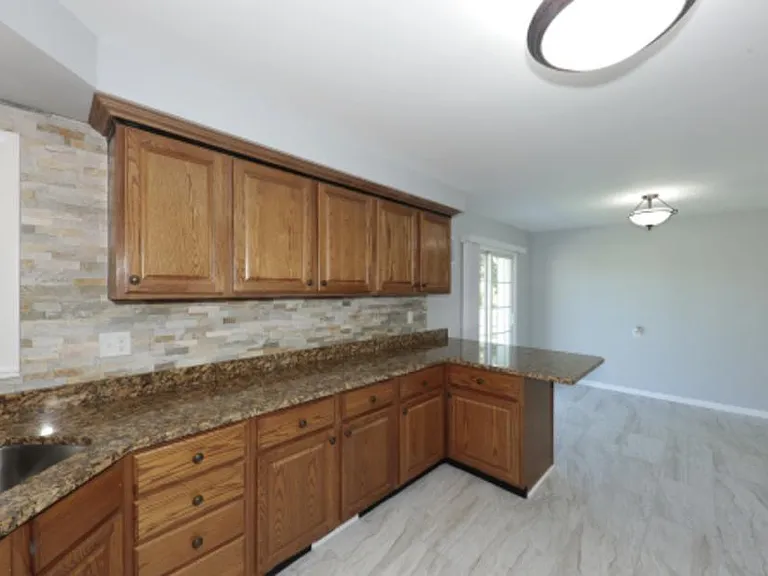 17350 W National Ave — Photo 5