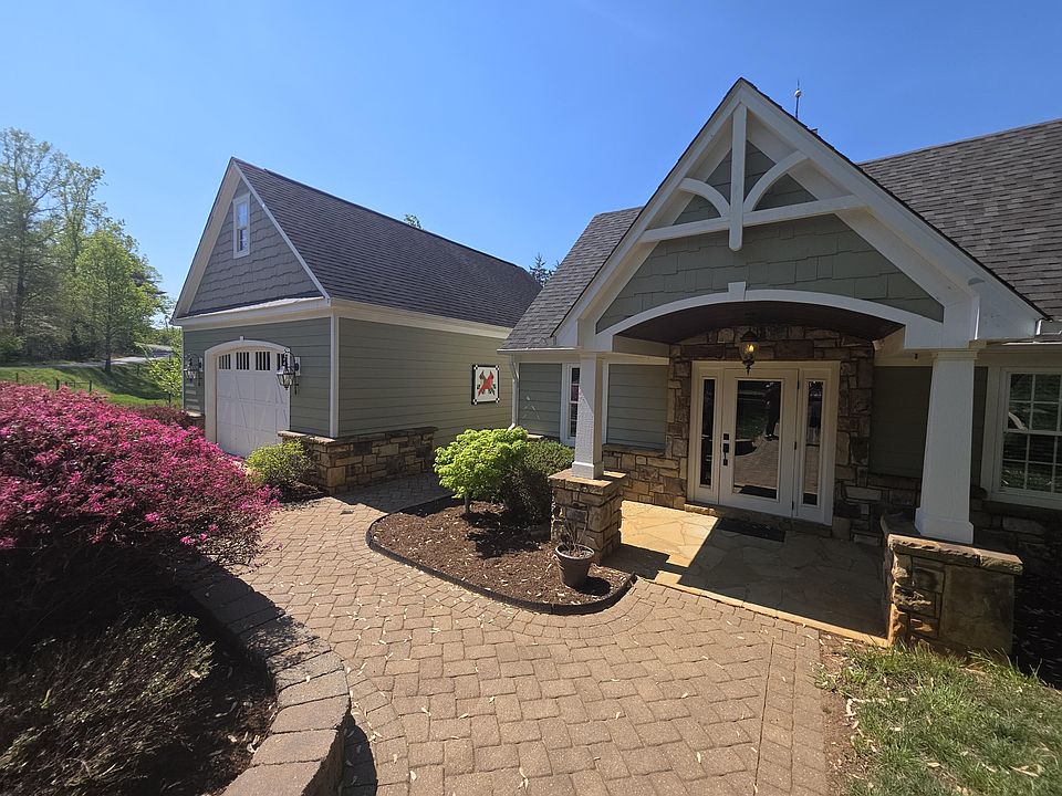 1st image of 255 Plantation Dr