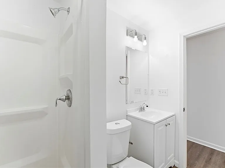 117 E Jefferson St #1 — Photo 25