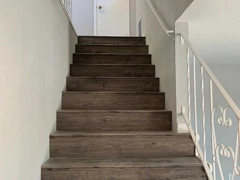 2043 Town And Country Ln — Photo 10