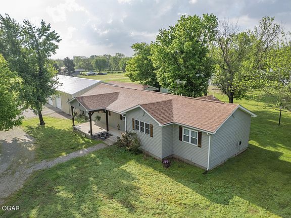 2nd image of 19884 Nectar Rd