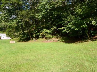 28 Watts Chapel Rd, Kenna, WV, 25248